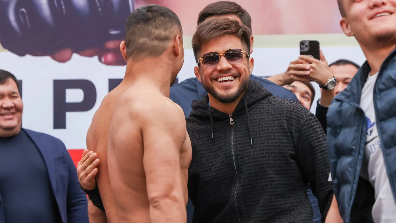 Действующий боец UFC выиграл поединок в Казахстане
