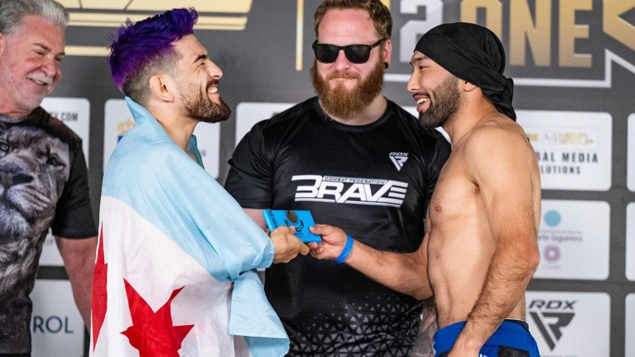 Казахстанец победил экс-бойца UFC и приблизился к титульнику. Видео 