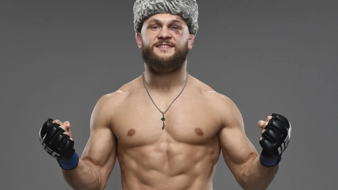 Детство Рафаэля Физиева из UFC в Казахстане. Как он это вспоминает? 