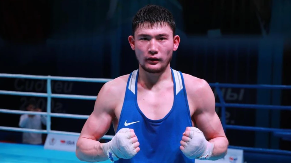 Зейнуллинов приносит Казахстану третью победу подряд на Eindhoven Box Cup