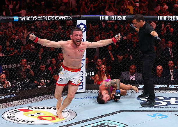Мераб Двалишвили задушил Шона О’Мэлли и защитил титул на UFC 316