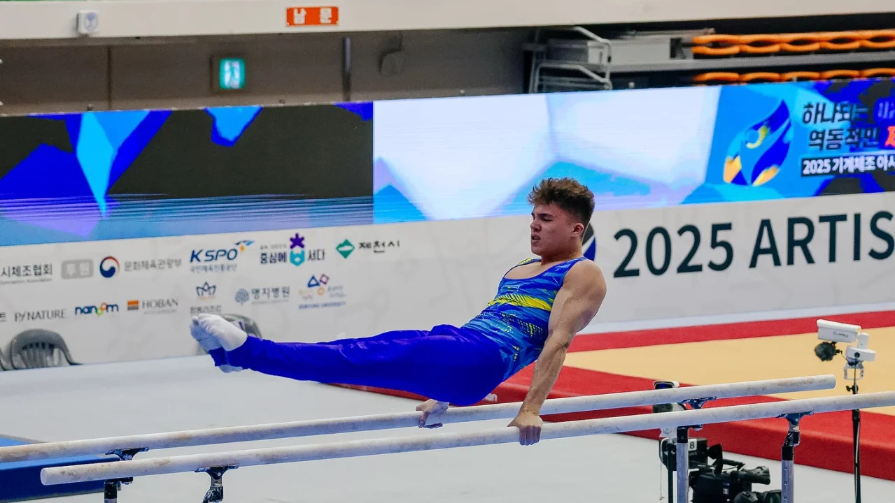 Казахстанские юниоры завоевали три медали на чемпионате Азии по спортивной гимнастике
