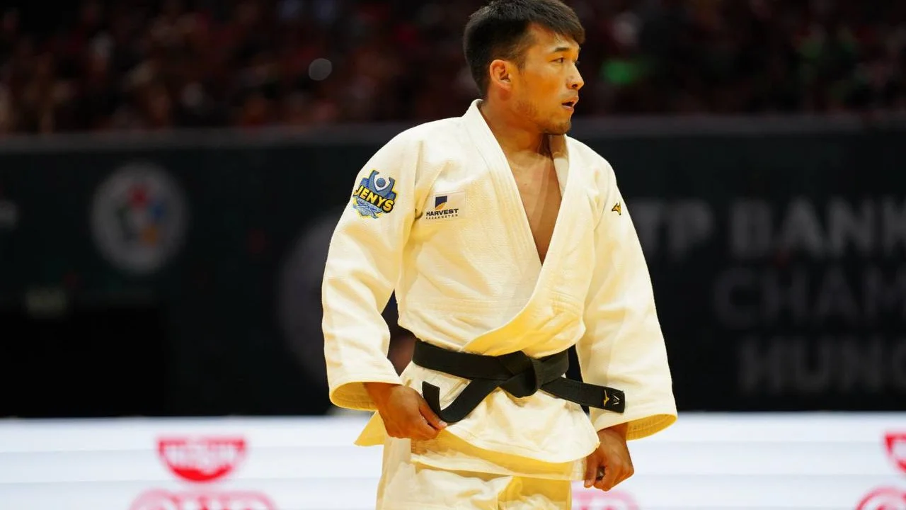 Гусман Кыргызбаев прошёл израильтянина и вышел в топ-8 чемпионата мира