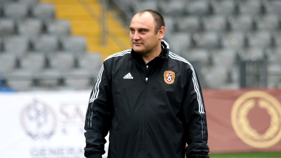 Легенды клубов и сборной: кто из звезд футбола тренирует молодежь в QJ League