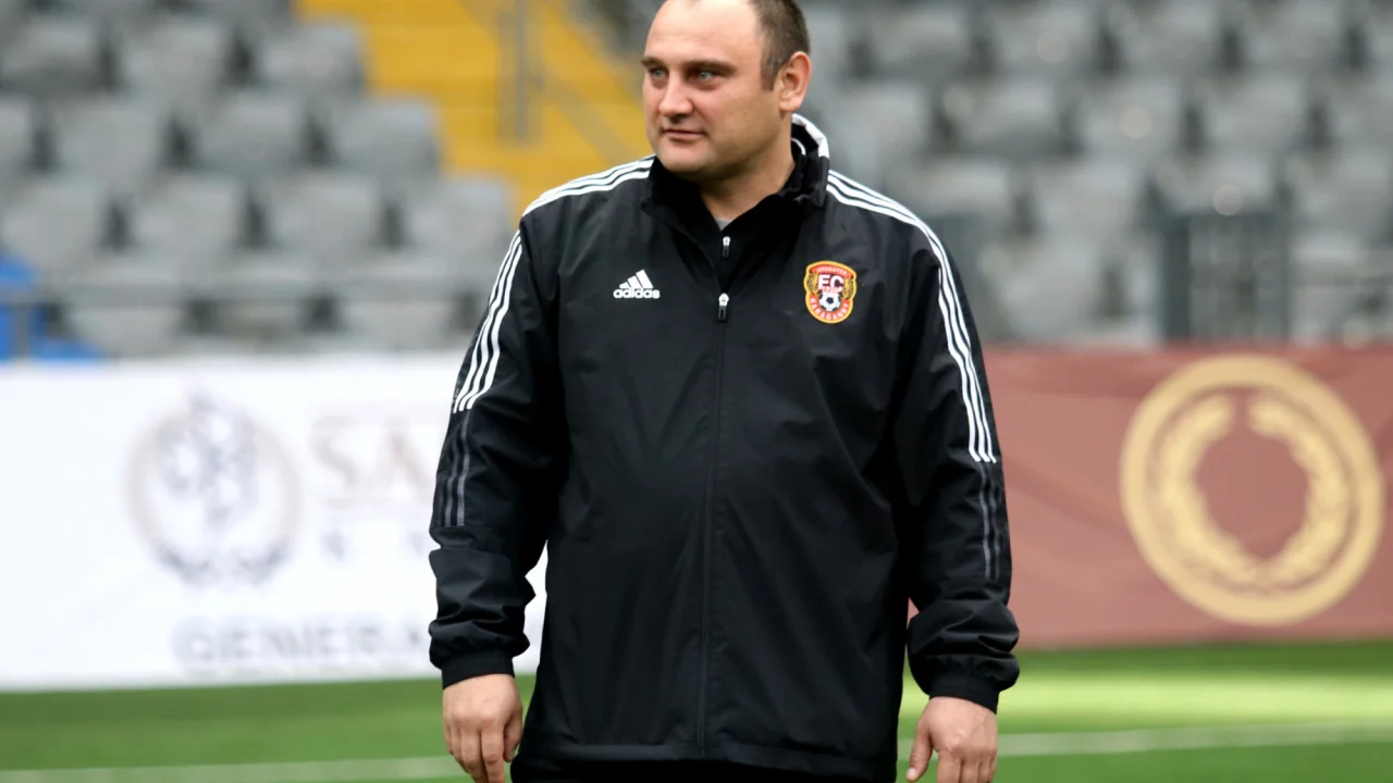 Легенды клубов и сборной: кто из звезд футбола тренирует молодежь в QJ League