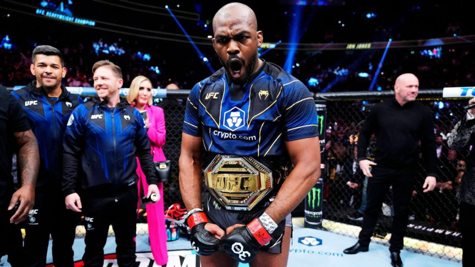 Легенда UFC завершил карьеру. Подробности