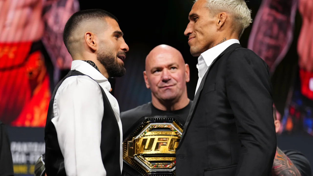 Прямая трансляция турнира UFC с чемпионским боем Илия Топурия - Чарльз Оливейра