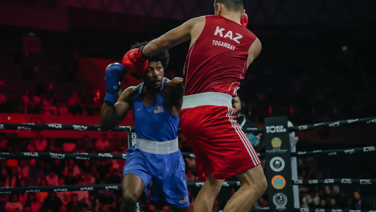 Расписание боев с участием казахстанцев на World Boxing в Астане