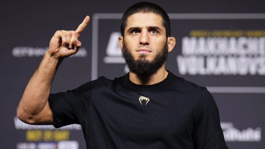 Махачев дал совет Дастину Порье перед боем с Холлоуэем на UFC 318