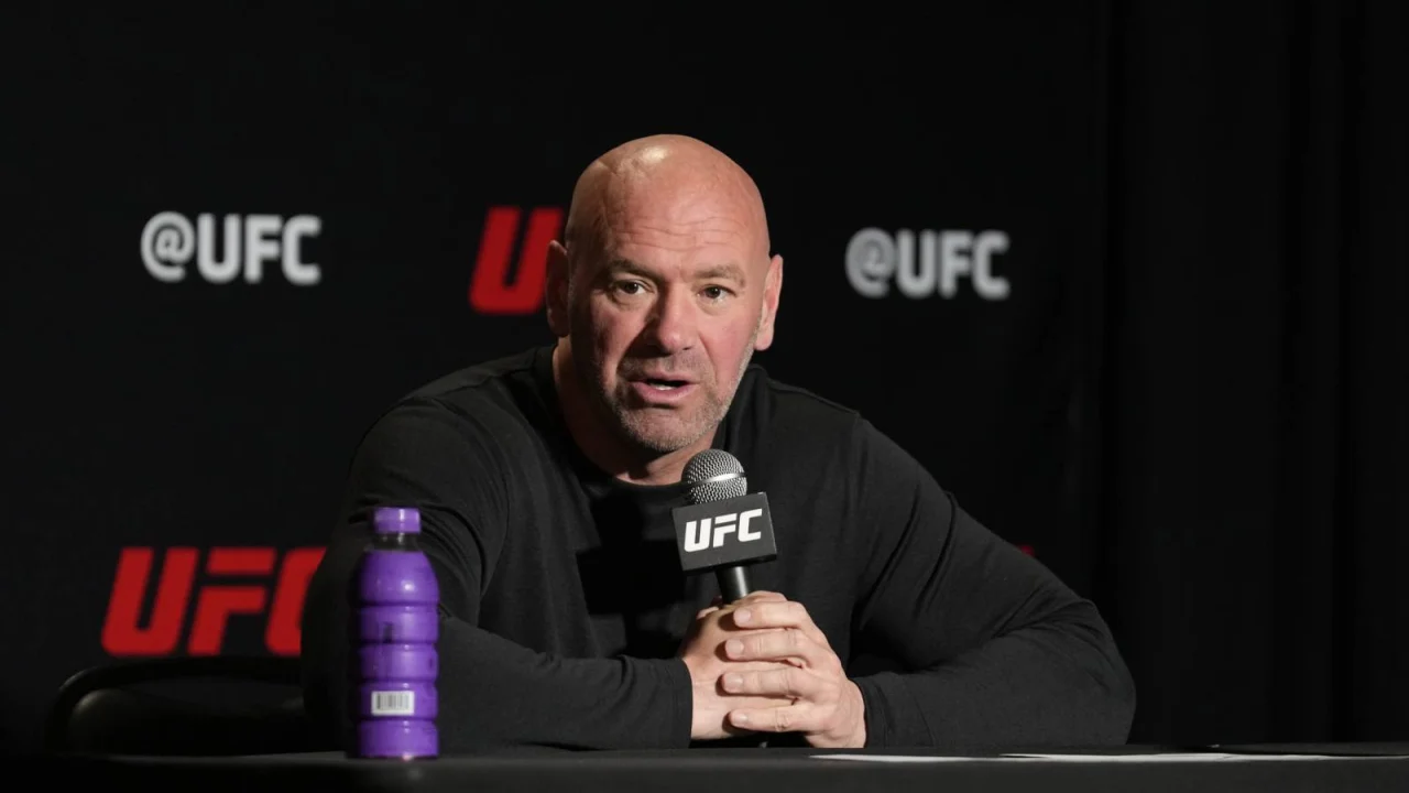 Стало известно главное событие вечера UFC с участием Азата Максума