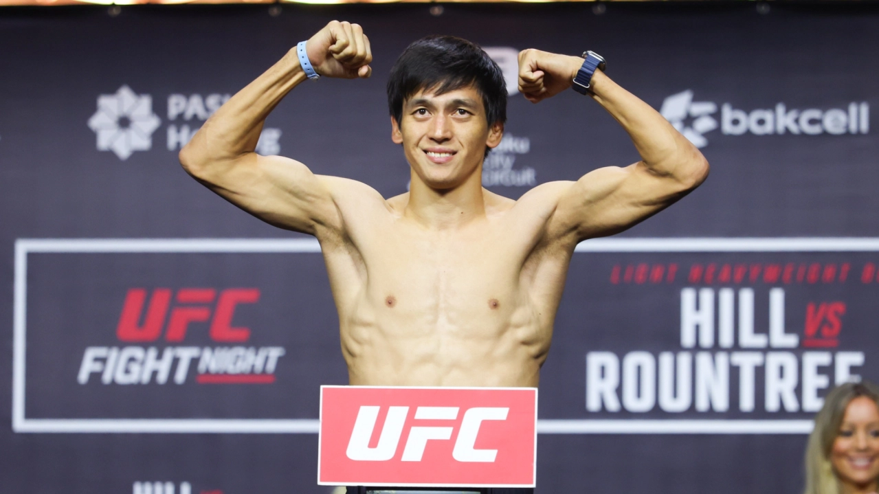 Объявлены бои вечера UFC с участием Азата Максума