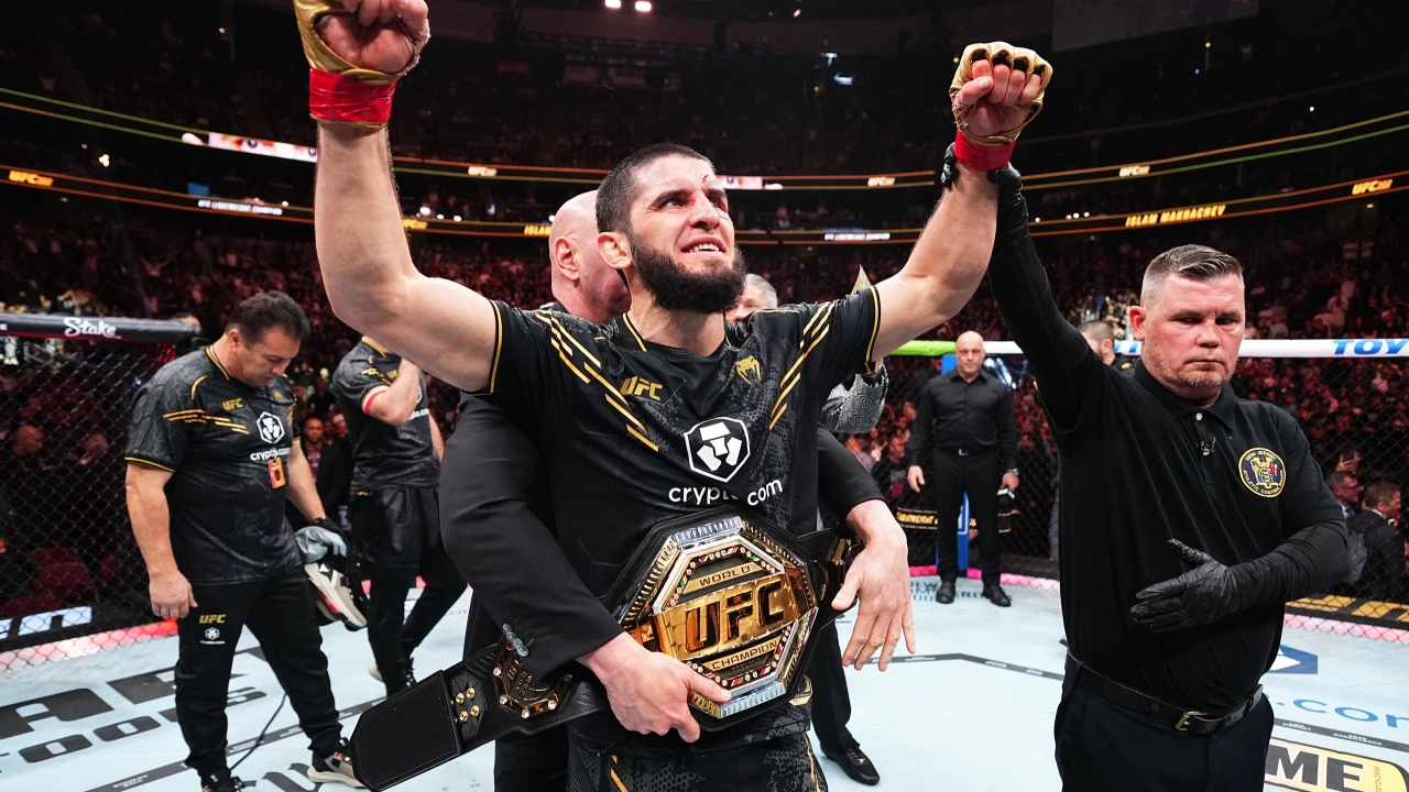 Махачев о P4P-рейтинге UFC: "Это маркетинг, чтобы раскрутить наш бой с Топурией"
