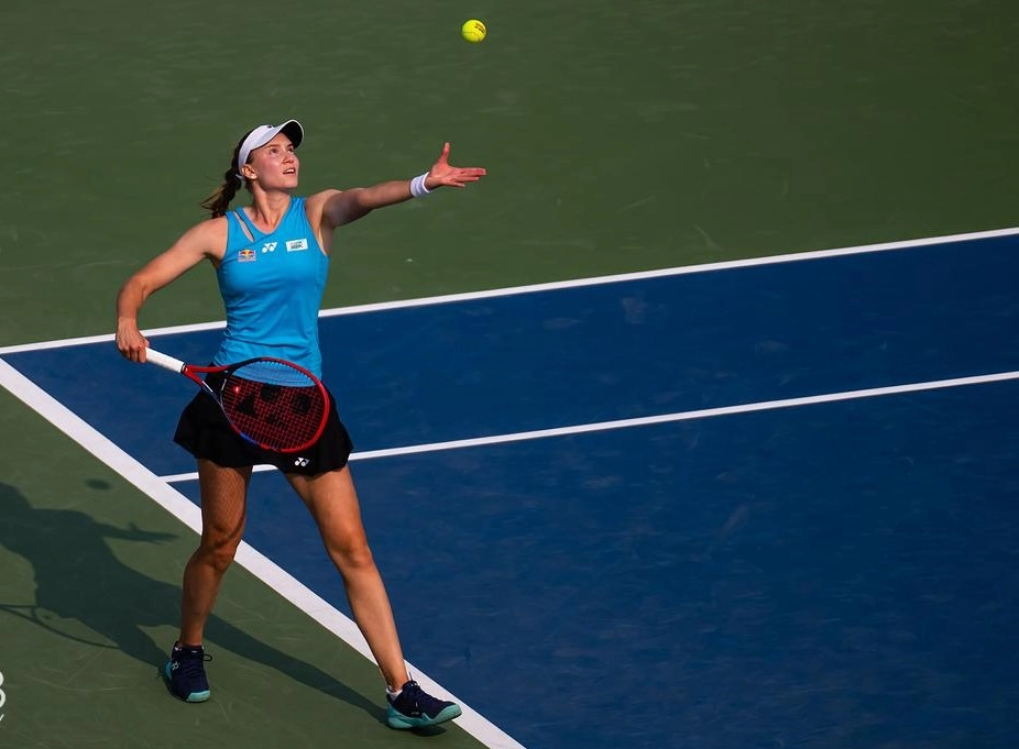 Рыбакина вышла в лидеры WTA (ВИДЕО)