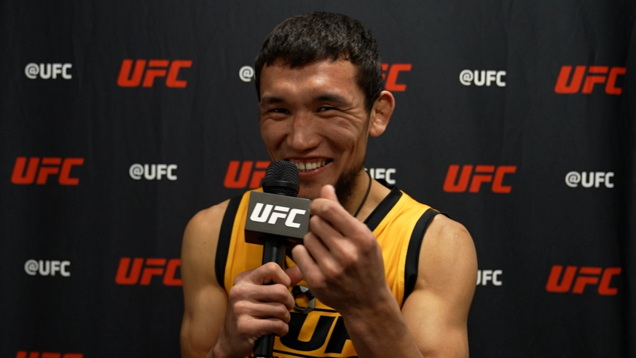 "Я пришел не за победой, а за мечтой": пресс-конференция Алиби Идириса перед UFC 319