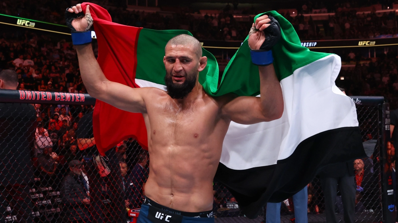 Как Хамзата Чимаева встретили в ОАЭ с титулом UFC!