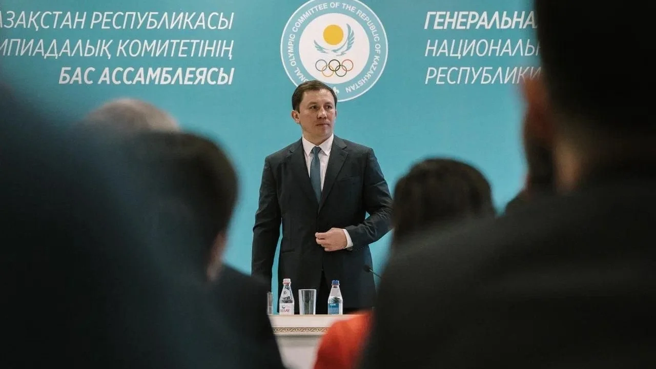 Из-за интервью олимпийского чемпиона НОК РК сделал заявление о зарплате Геннадия Головкина