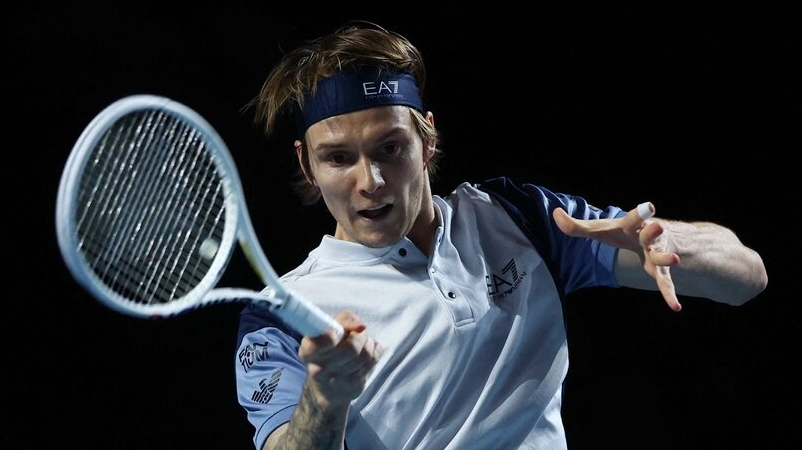 Александр Бублик стартовал на US Open с победы над бывшим чемпионом
