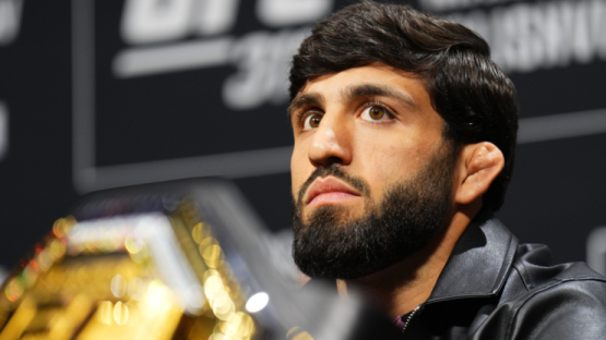 Похоже, у еще одного турнира UFC появился главный бой: Царукян возвращается