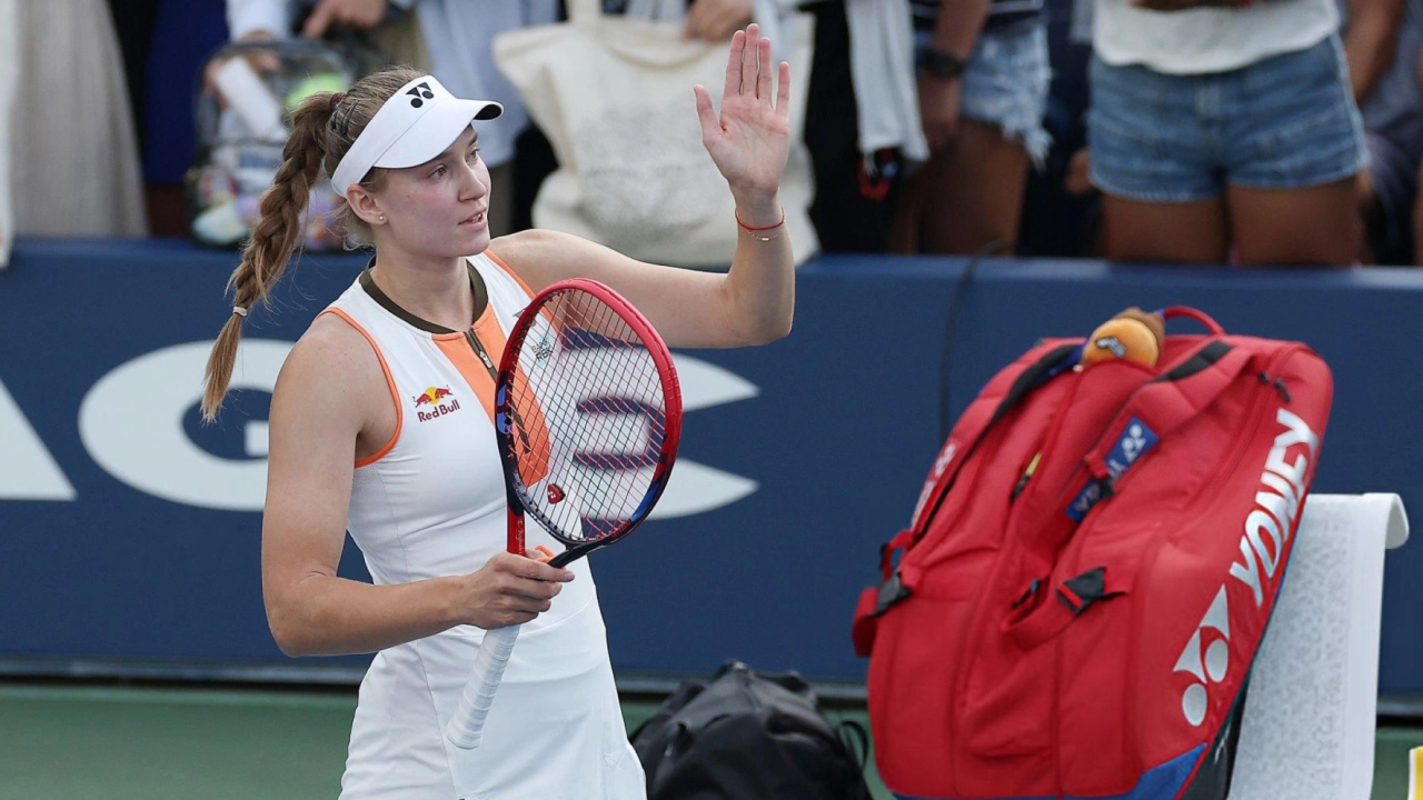 Рыбакина сохранила место в топ-10 после US Open   