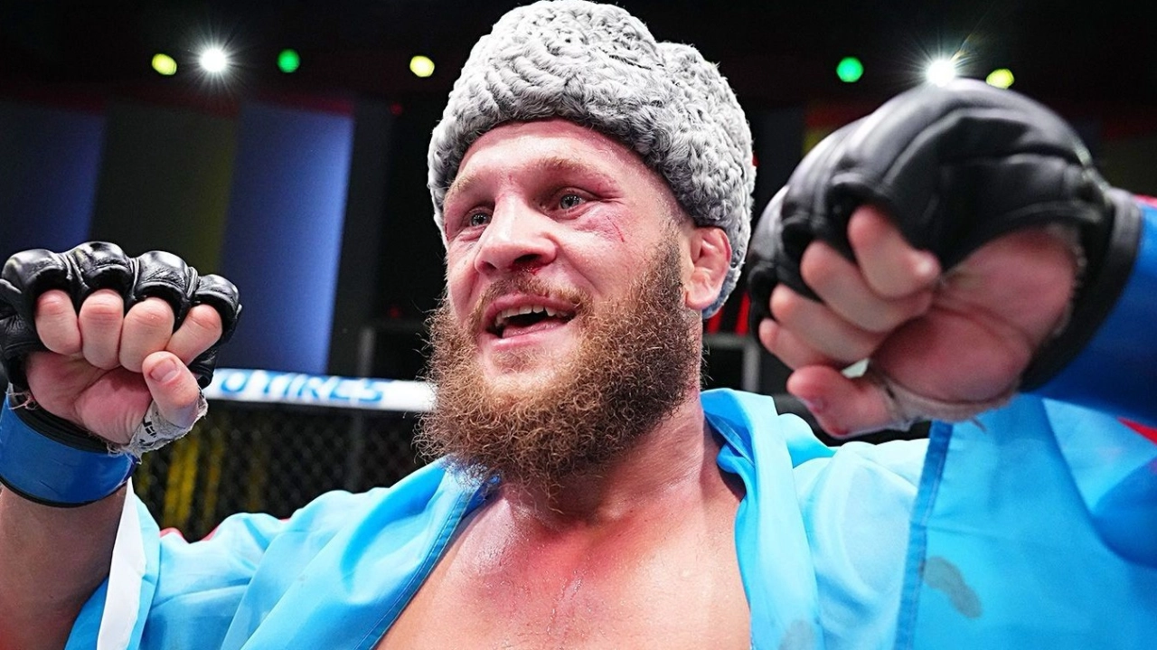 Уроженец Казахстана слетел с боя против бывшего чемпиона UFC