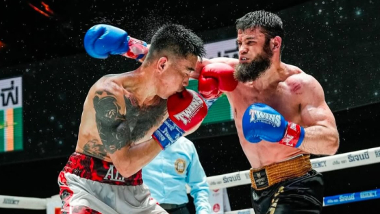 Казахстанский боксер из топ-15 прошел взвешивание перед титульным боем