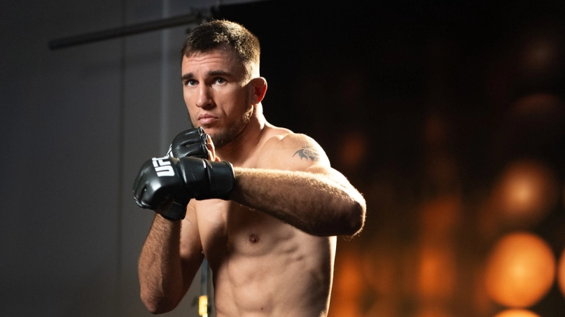 Казахстанец на UFC 320: когда и во сколько бой, кто соперник, вес, результаты взвешивания