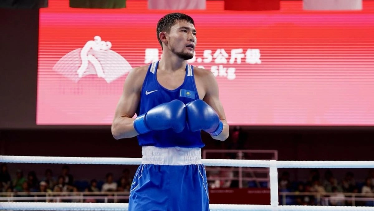 Ертуган Зейнуллинов устроил избиение и вышел в полуфинал чемпионата Казахстана