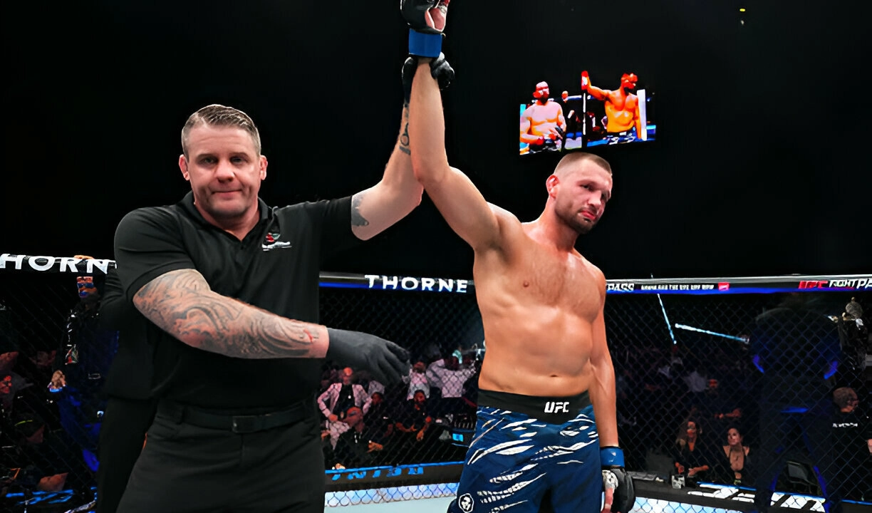 Де Риддер выступил с заявлением после сенсационного поражения в UFC