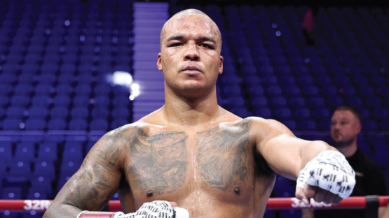 Претенденту предложили дату и место для боя с Усиком