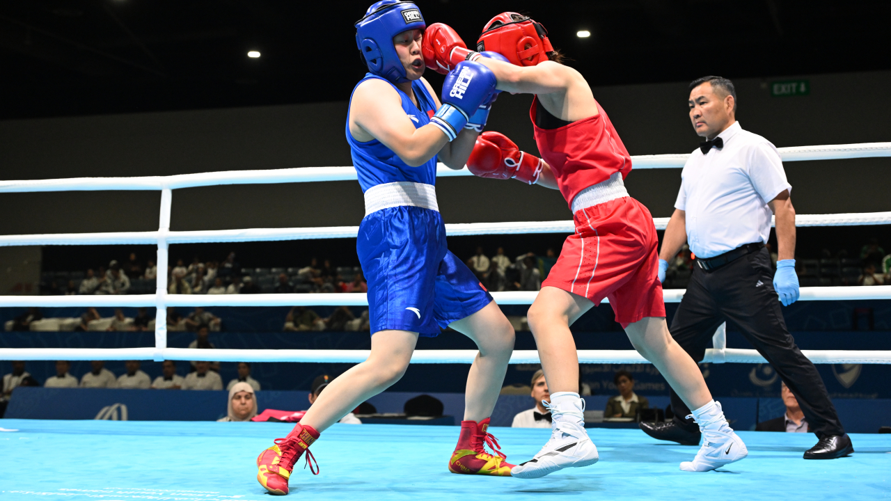 Казахстанка разгромила китаянку и вышла в финал юношеской Азиады