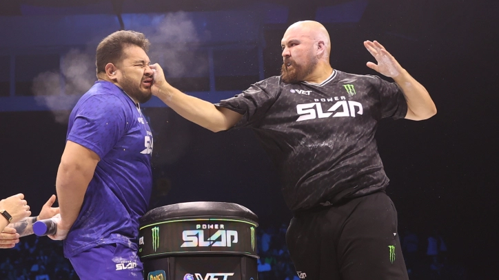 Закир Найманбаев уступил лидеру рейтинга и другие результаты казахстанцев на Power Slap 17