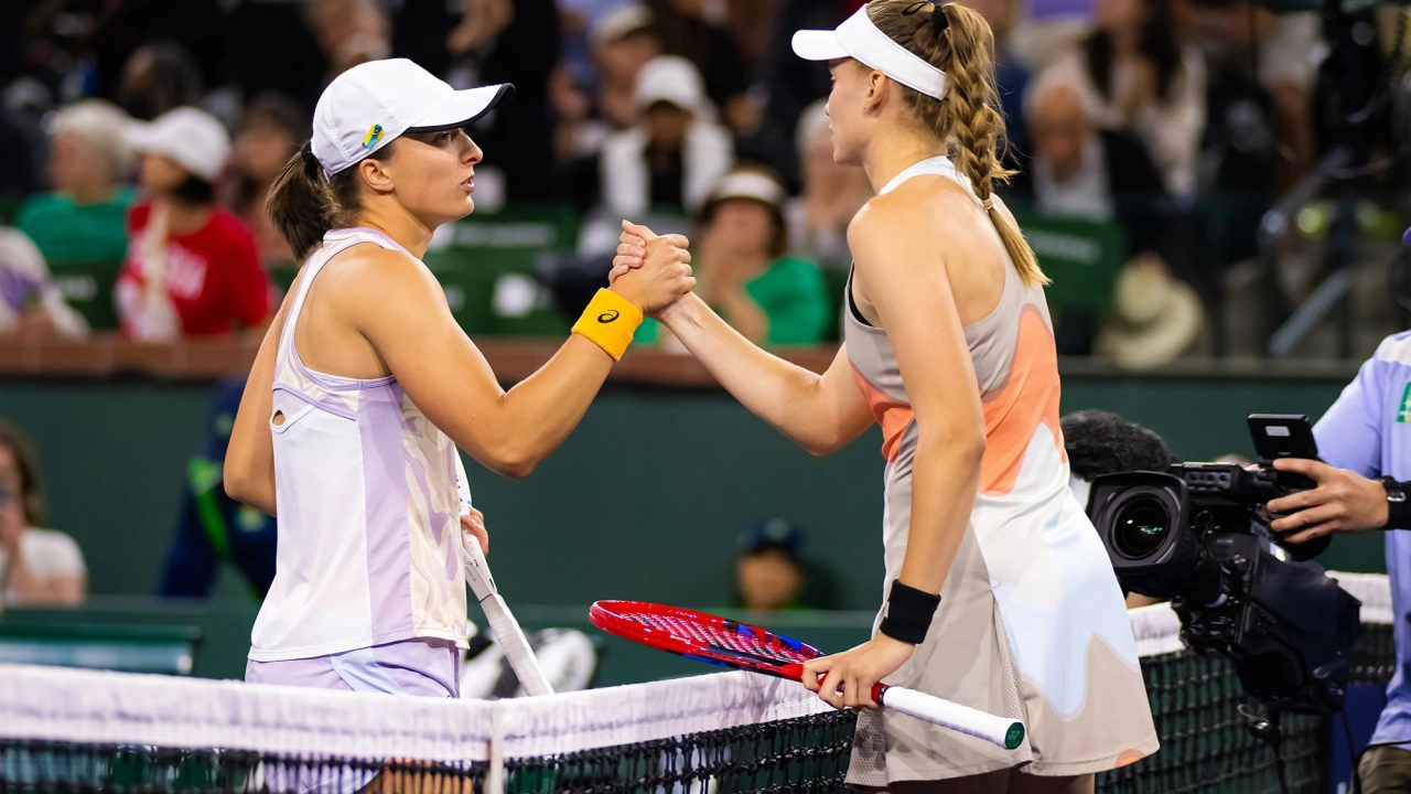 Прямая трансляция матча Елены Рыбакиной против Иги Швентек на WTA Finals
