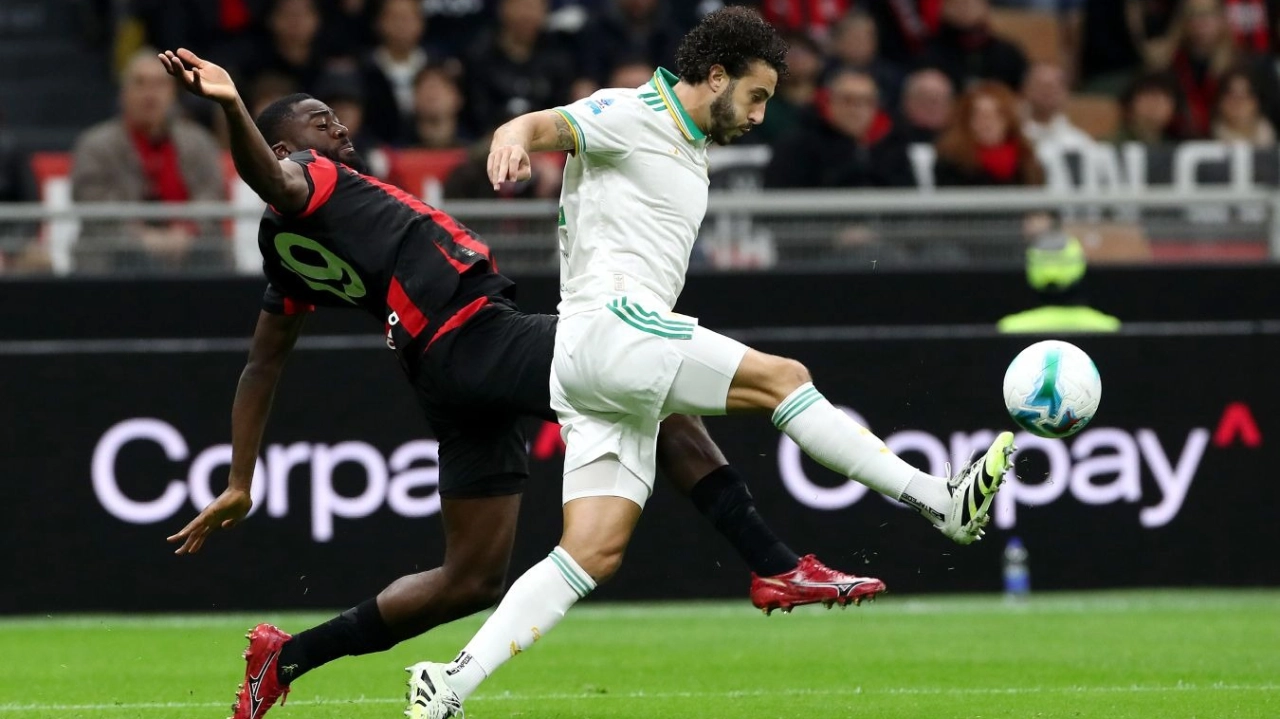 Видео: "Милан" обыграл "Рому" - Меньян спас пенальти Дибалы