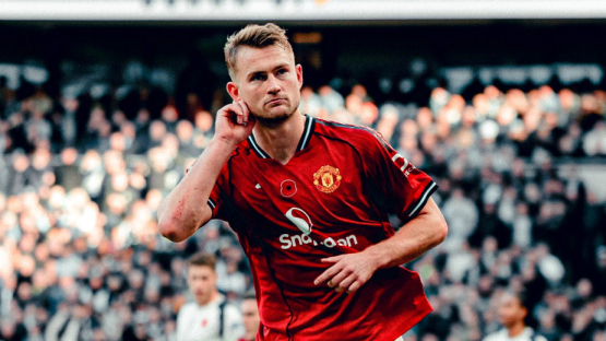 "Манчестер Юнайтед" спасся на последней минуте в матче с "Тоттенхэмом" в АПЛ (ВИДЕО)