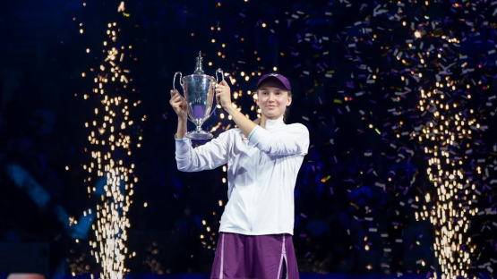 Головкин и Димаш поздравили Елену Рыбакину с победой