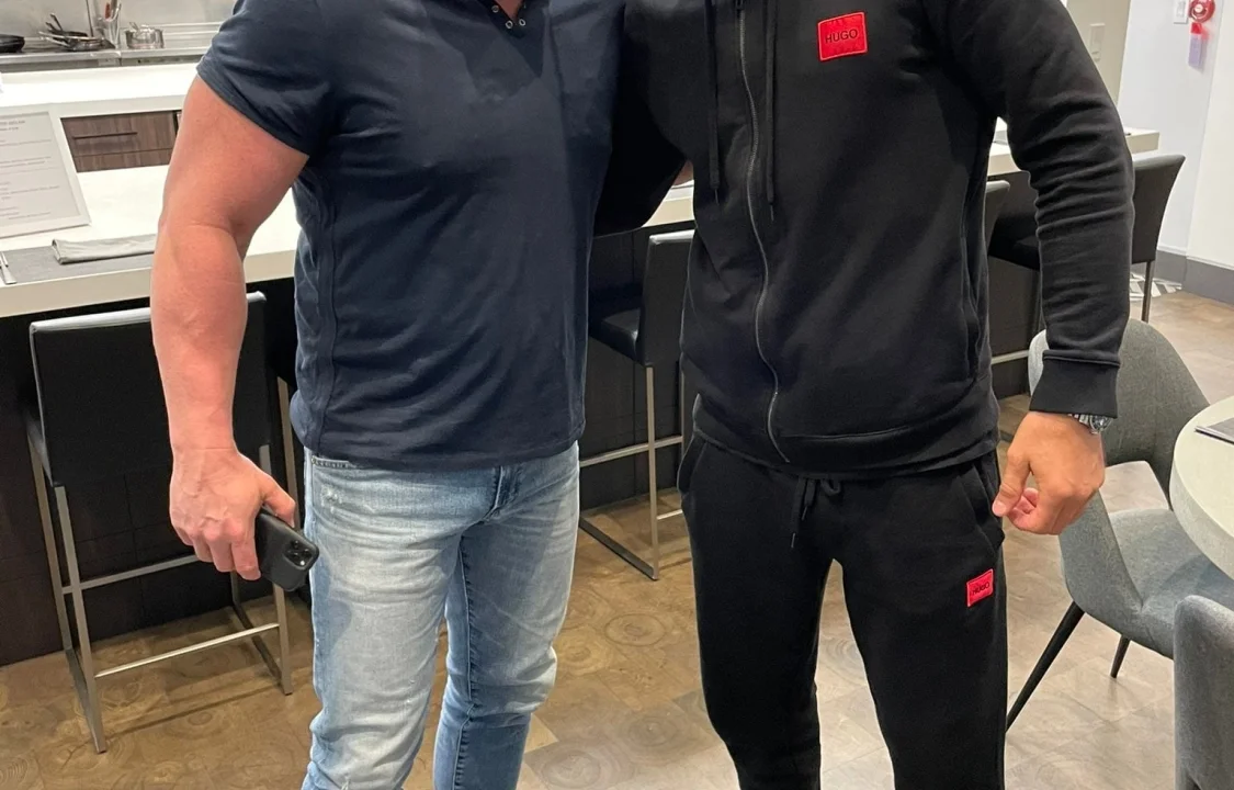 Дана Уайт объявил бой Хамзата Чимаева и другие поединки UFC 308 в Абу-Даби