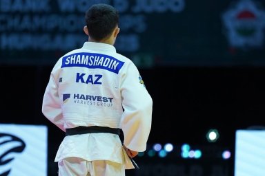 Казахстанский дзюдоист неожиданно вылетел на старте этапа Большого шлема