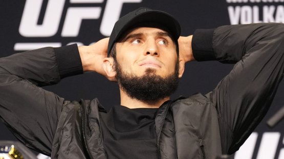 Ислам Махачев потроллил UFC за титульный бой бывшего соперника