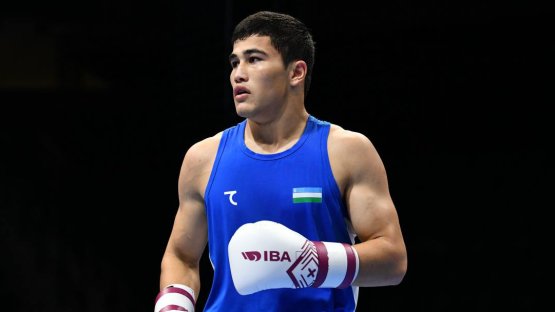 20-летний узбекский боксер победил двукратного олимпийского чемпиона и вышел в финал ЧМ-2025