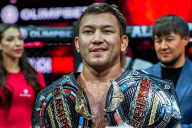 Казахстанец Саламат Исбулаев получил топ-бойца для дебюта в PFL