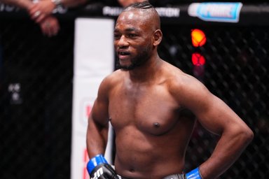 Боец UFC празднует победы в стиле Роналду! Почему?