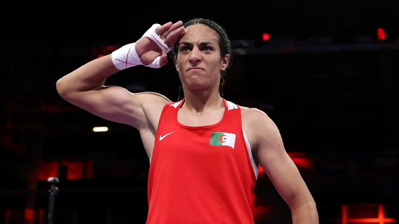 Скандальная боксерша Имана Хелиф стала олимпийской чемпионкой 
