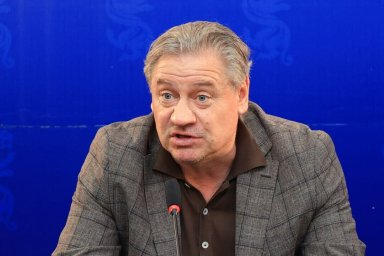 Бывший футболист "МЮ" сравнил сборные Казахстана и Узбекистана