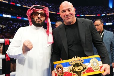 Босс UFC усиливает боксерский ростер: экс-чемпионы и топ-проспекты
